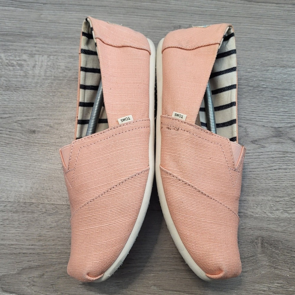 TOMS Classic Alpargata Coral Peach Canvas Slip On Shoes Womens Size 10 Flat